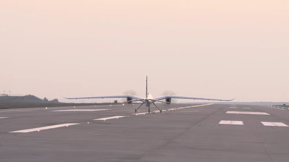 Türkiye düşen uçağın enkaz bölgesine TİHA gönderdi