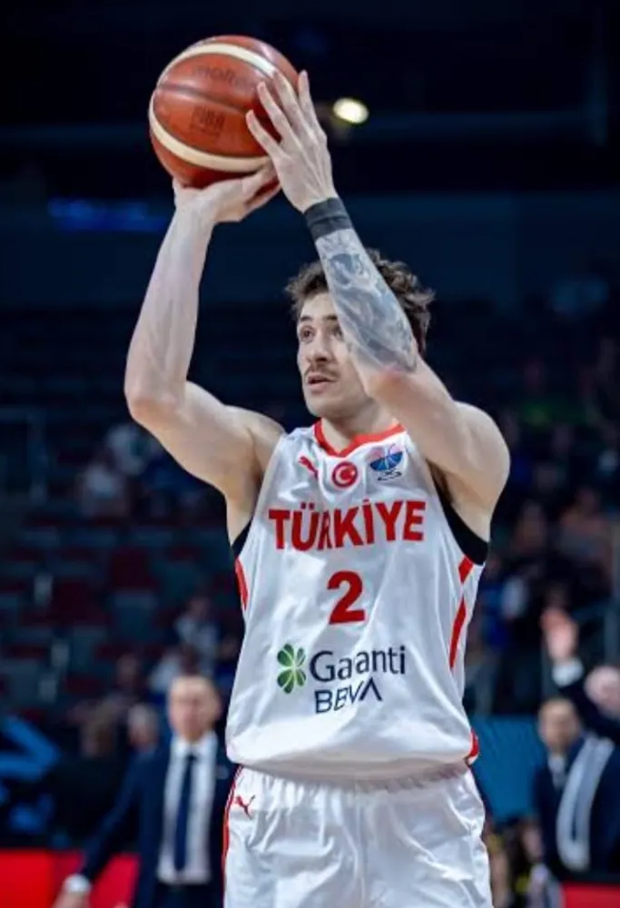 12 Dev Adam, İsviçre’yi 85-60 Mağlup Etti