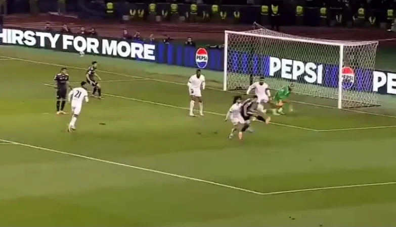 TÜRK GÖNLÜNÜN GALİBİ KARABAĞ! CHELSEA’YE KARŞI TARİHİ BERABERLİK: 2-2