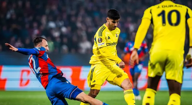 Fenerbahçe Plzen maçında skoru hakem belirledi: 0-0