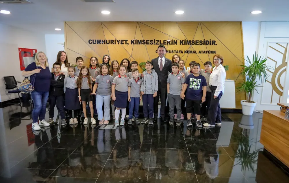 Minik Öğrencilerden Yerel Yönetime Anlamlı Ziyaret