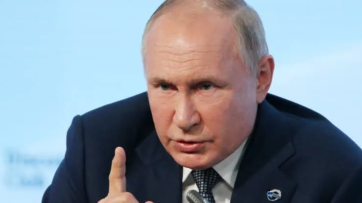 Putin’den Nükleer Gözdağı: “Rus Uzmanlar İran’da ve Gitmeyecekler”; Çin 