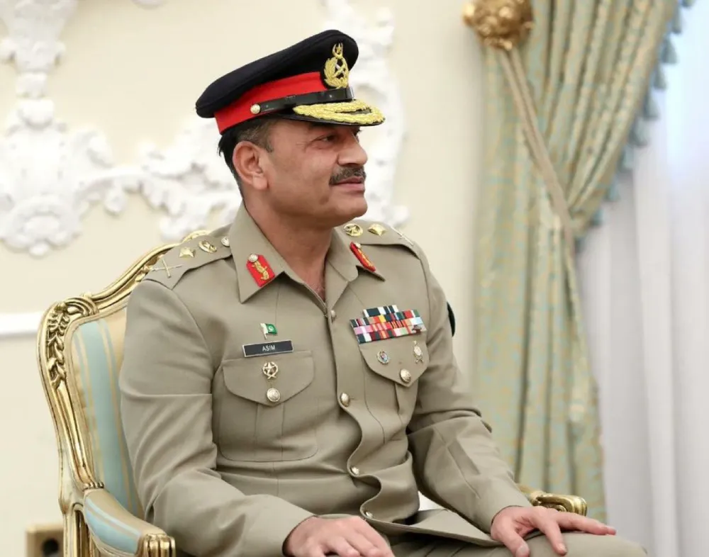 Pakistan Genelkurmay Başkanı Asim Munir’den Nükleer Rest: “Batarsak Dünyayı da Beraberimizde Götürürüz”